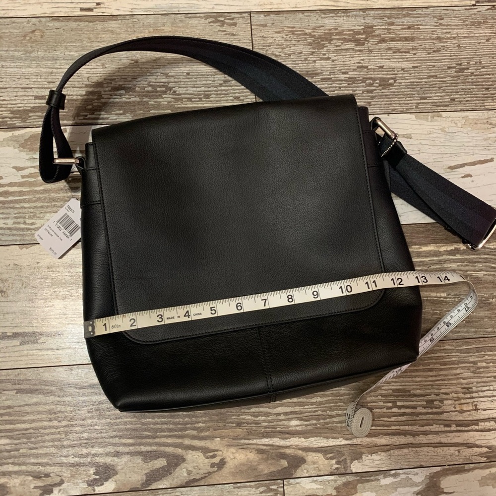 Coach Man Purse - Picture 5 of 5
